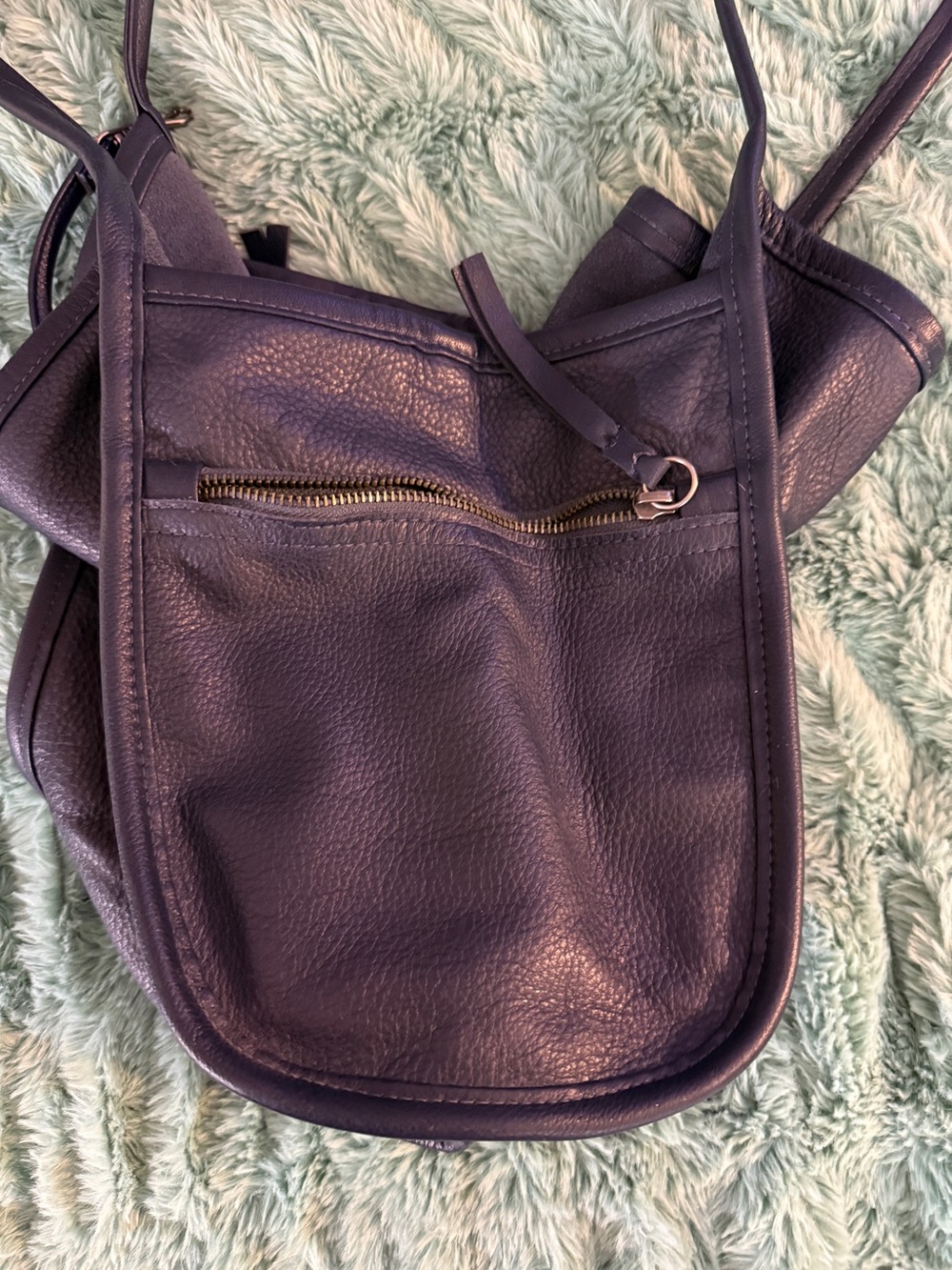 Rough and Tumble side pocket tote - Picture 3 of 7